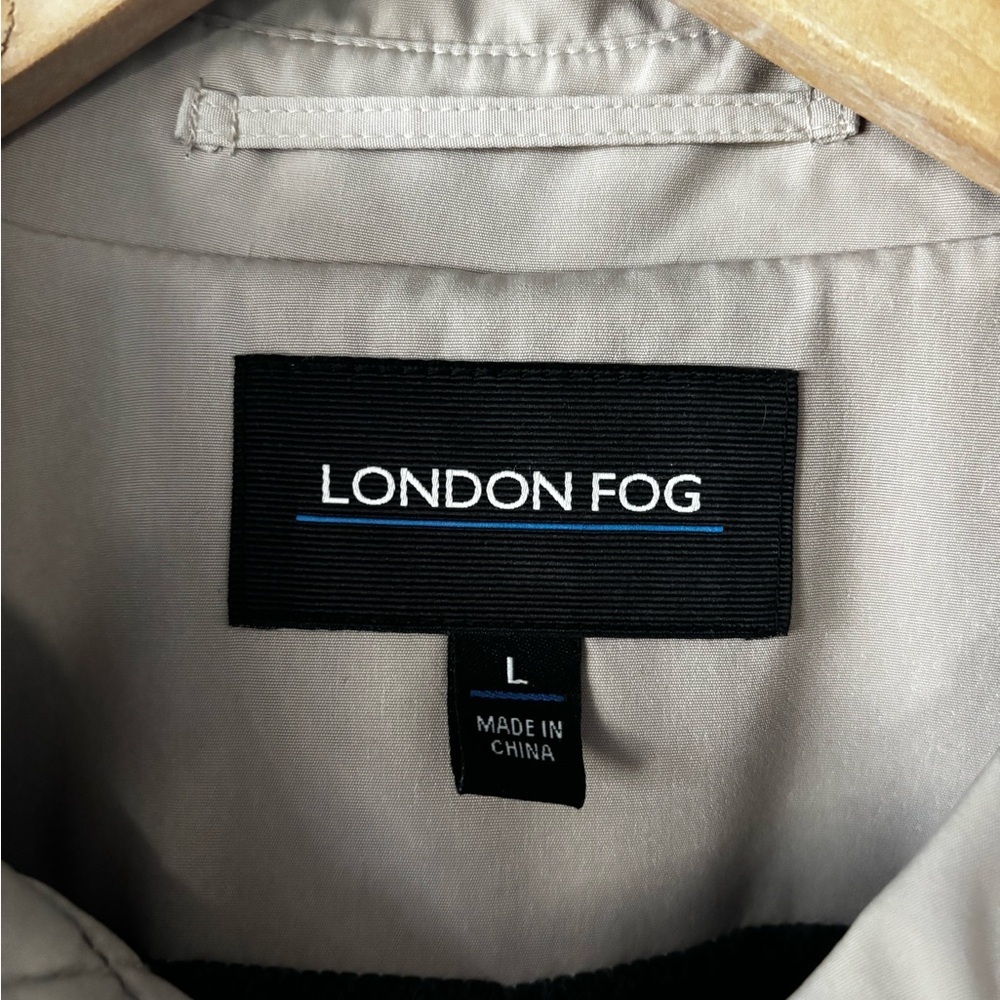 London Fog Classic Belted Trench Coat Khaki Large - Picture 14 of 14